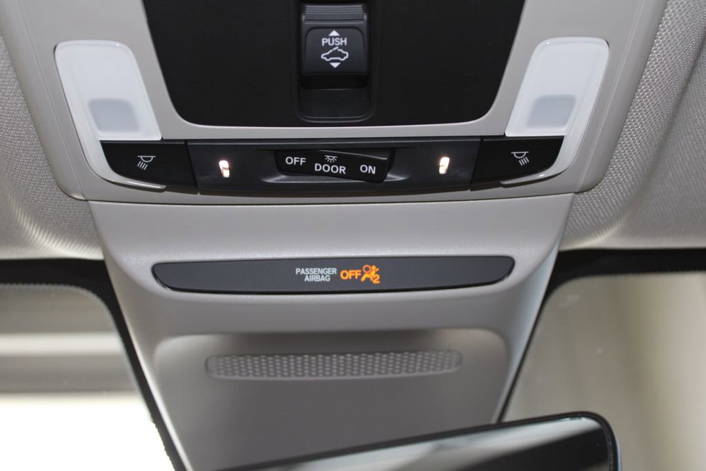 Certified 2025 Honda HR-V EX-L image 38