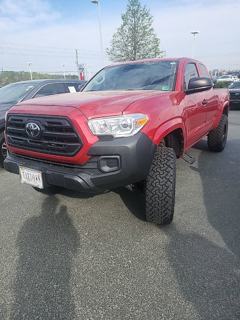 Used 2019 Toyota Tacoma SR video 1