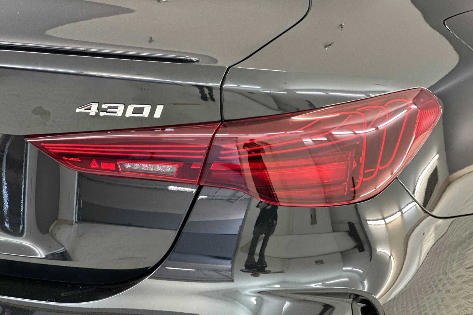 Used 2026 BMW 430i Coupe w/ M Sport Package image 12