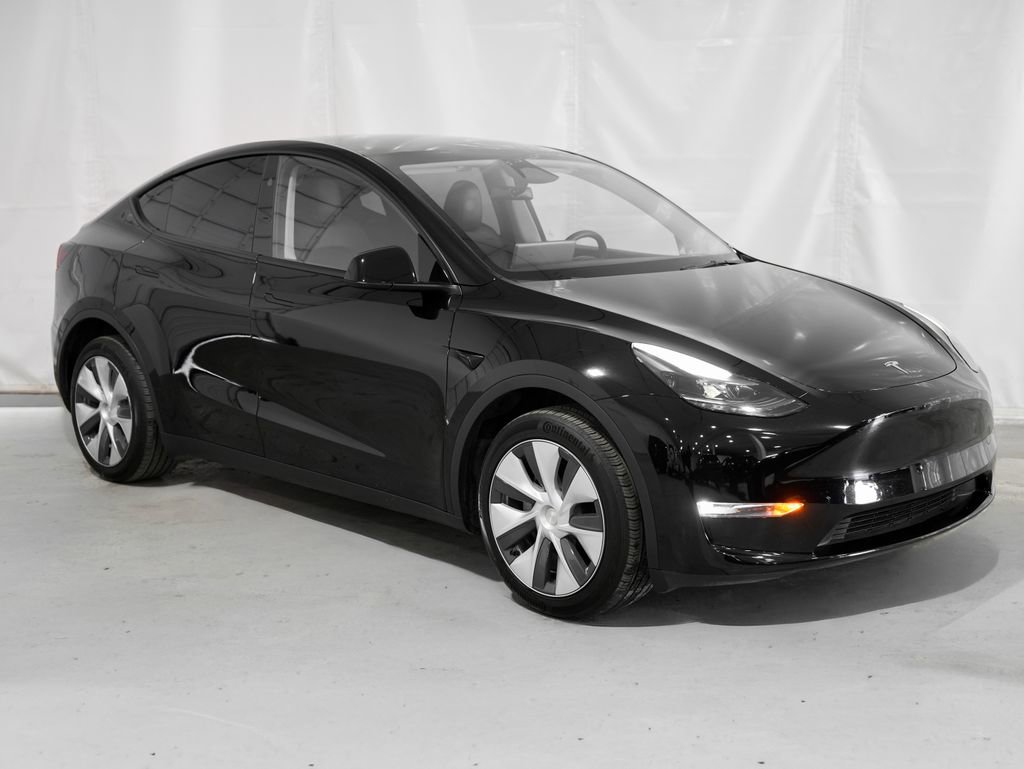 Used 2024 Tesla Model Y Long Range AWD/4WD image 8