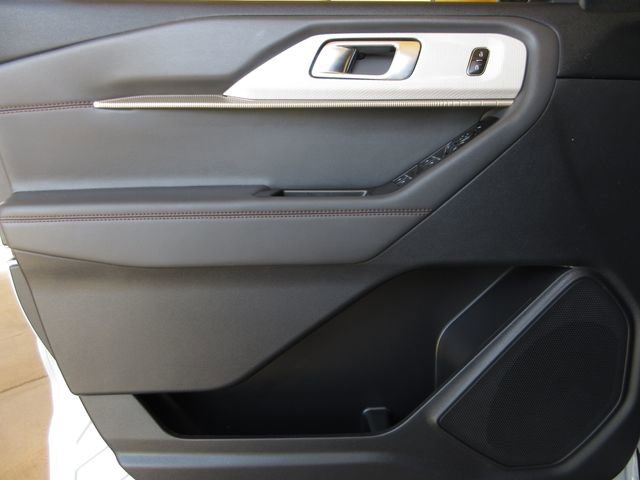 Certified 2025 Ford Explorer Active image 9