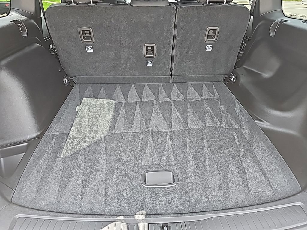 Certified 2025 Jeep Grand Cherokee Laredo w/ Luxury Tech Group I AWD/4WD image 19