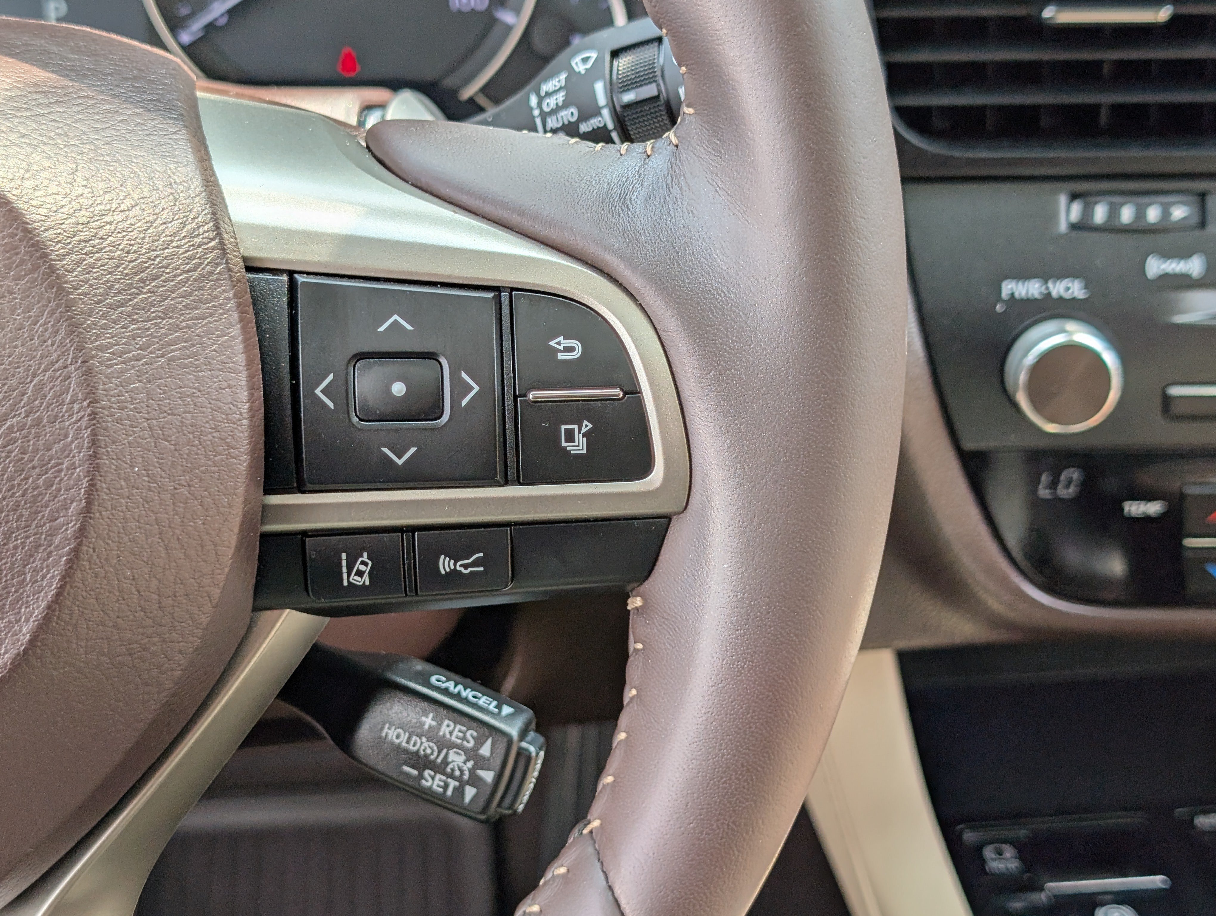 Used 2019 Lexus RX 350 AWD w/ Navigation Package image 25