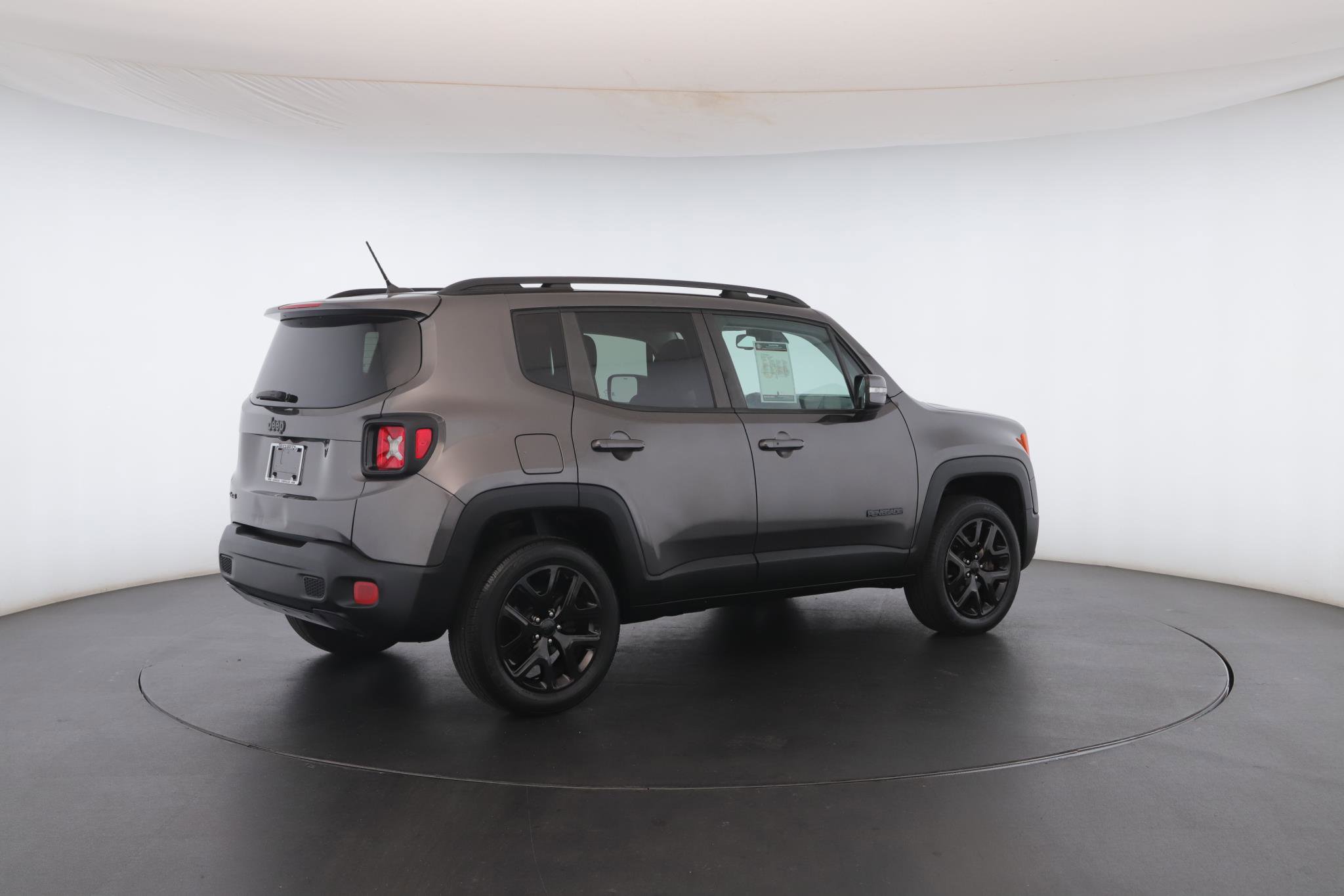 Used 2017 Jeep Renegade Altitude image 28