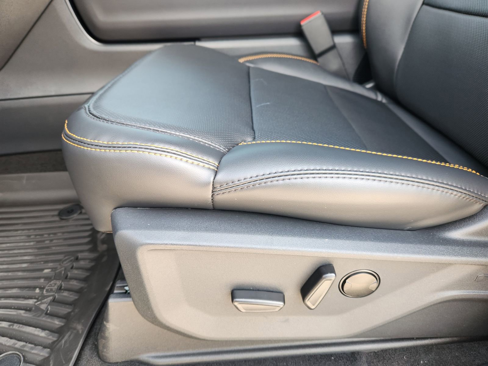 New 2025 Ford Expedition Tremor image 19