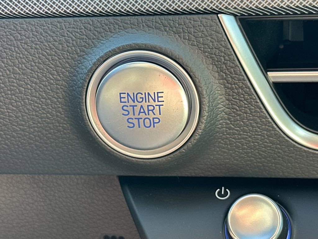 New 2025 Hyundai Sonata SE image 30