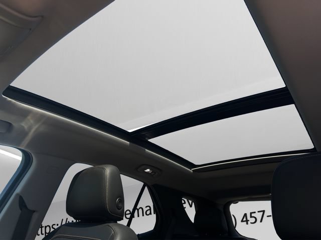 Used 2022 Chevrolet Equinox Premier AWD/4WD image 17