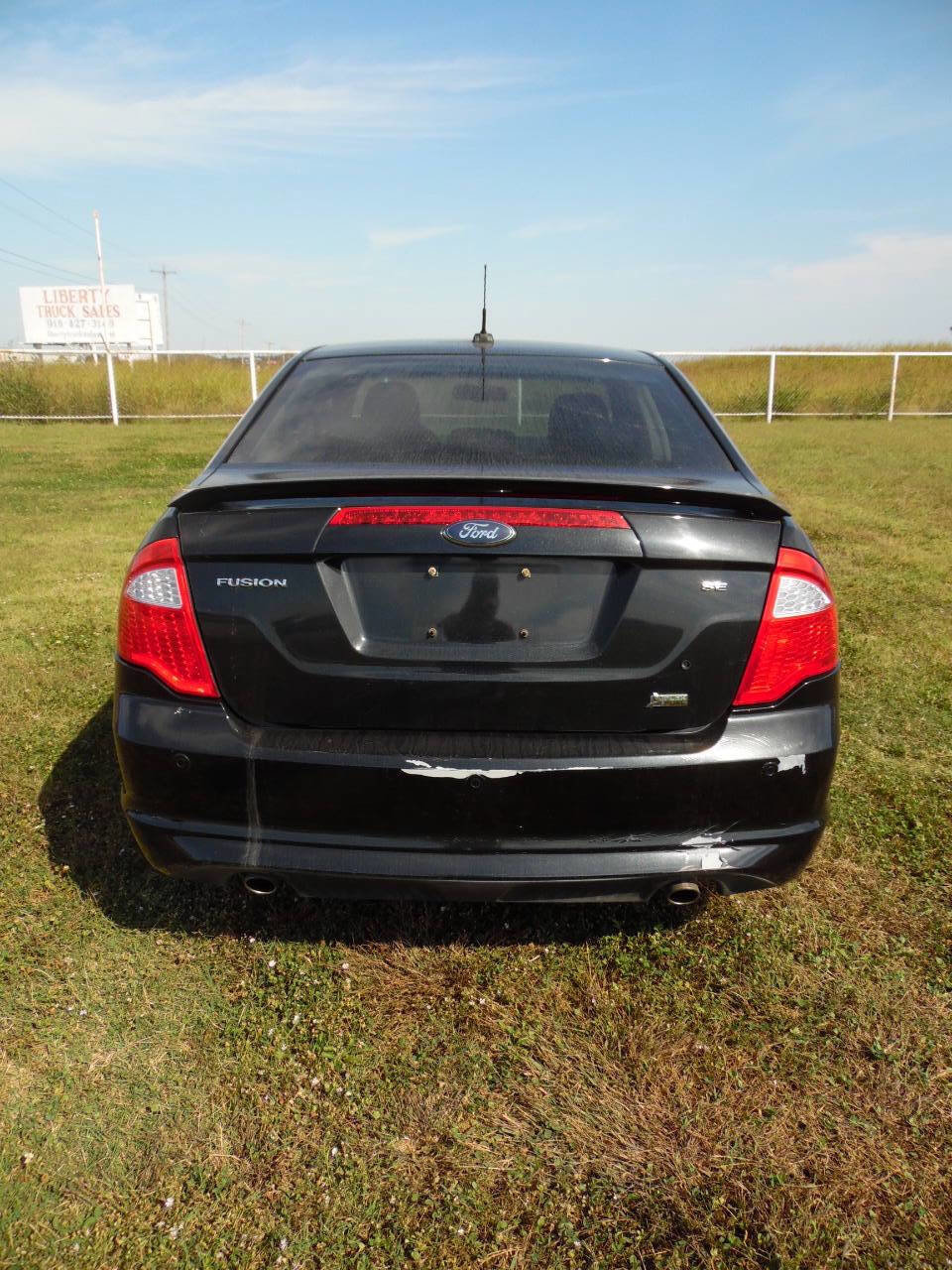 Used 2010 Ford Fusion SE image 8