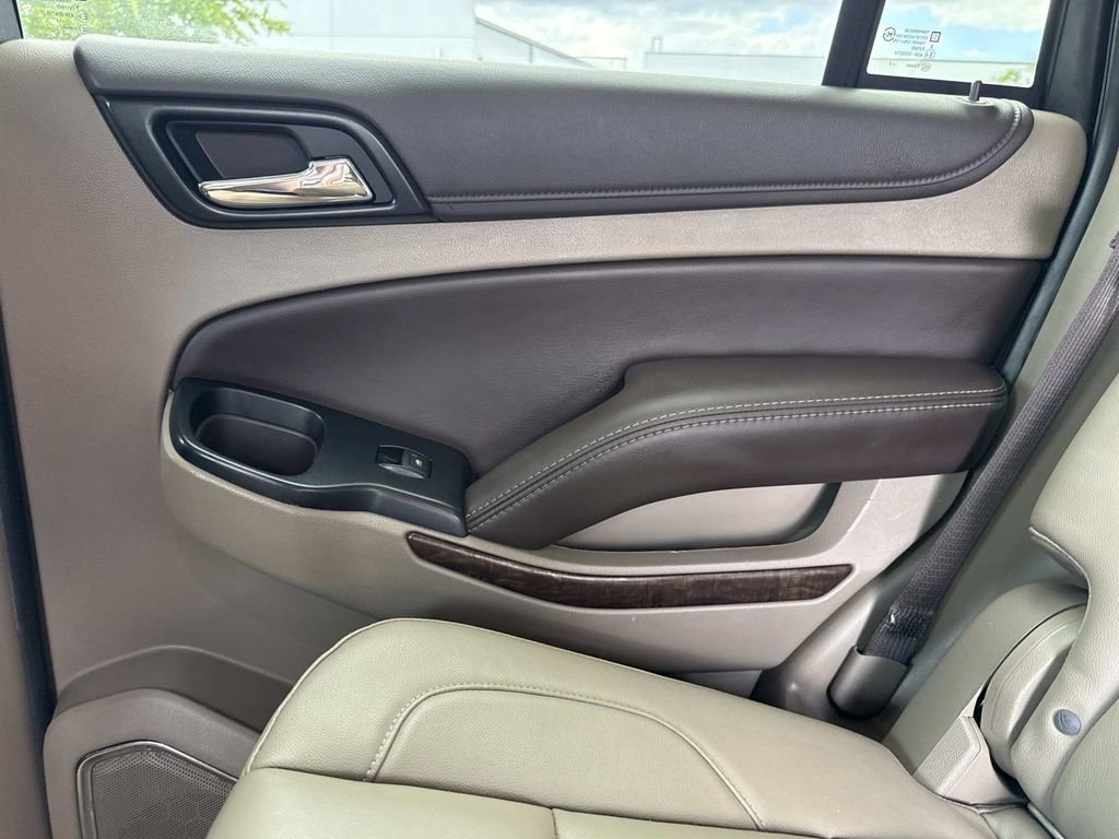 Used 2017 Chevrolet Tahoe LT w/ Luxury Package AWD/4WD image 20