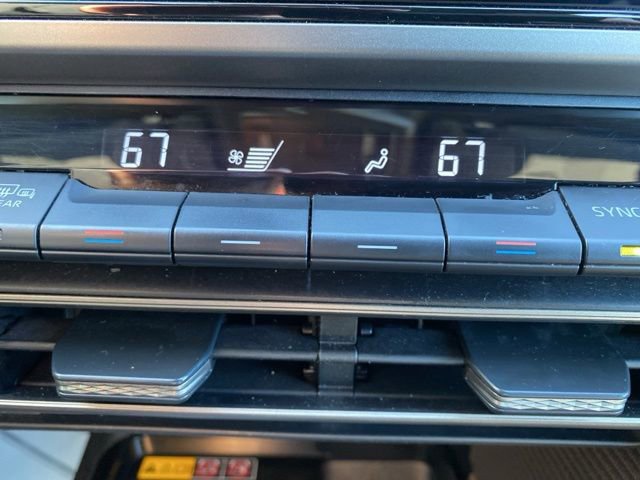 Certified 2025 Toyota Camry SE image 10