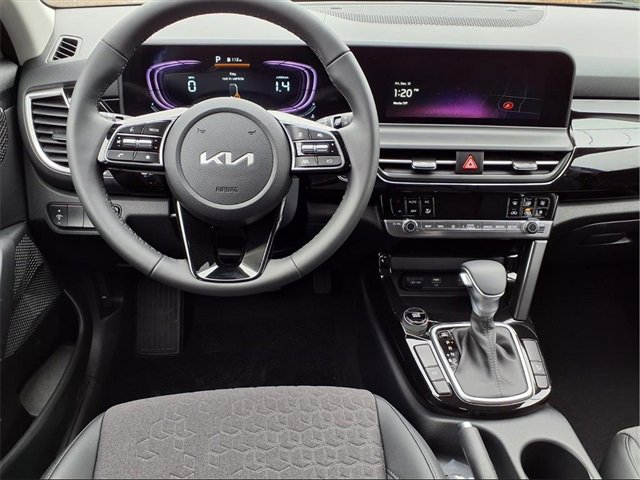 New 2026 Kia Seltos S image 5