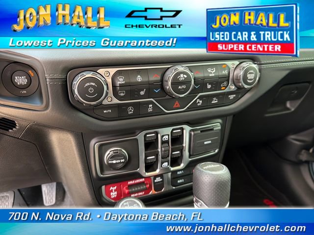 Used 2025 Jeep Gladiator Mojave AWD/4WD image 30