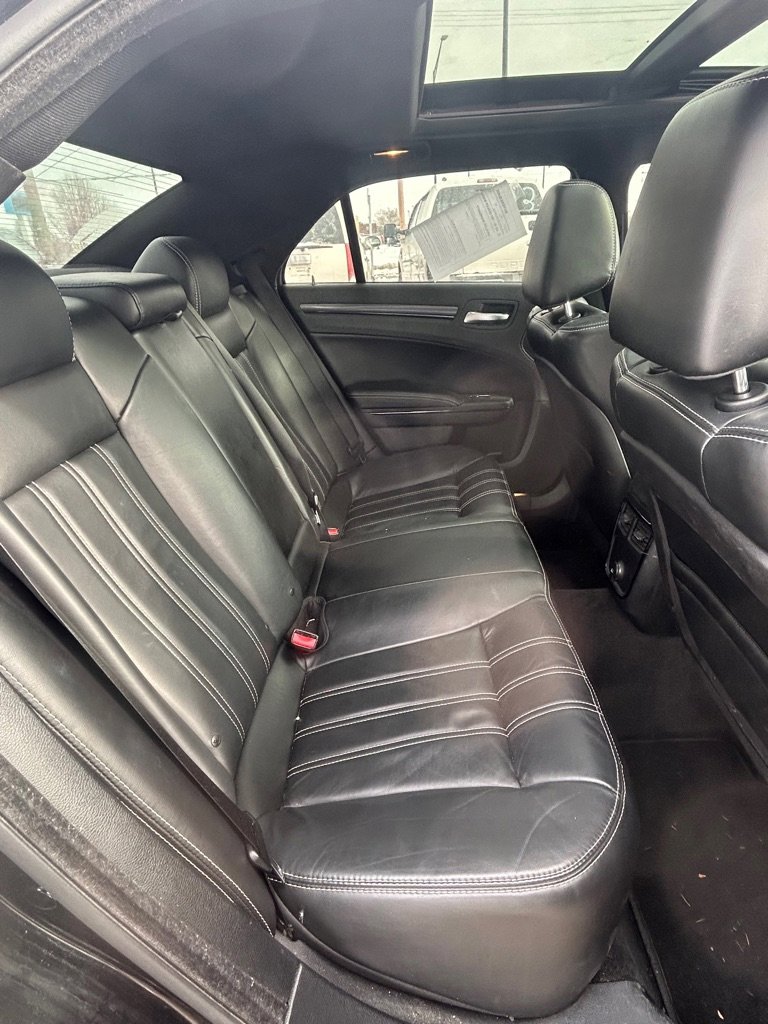 Used 2014 Chrysler 300 S image 14