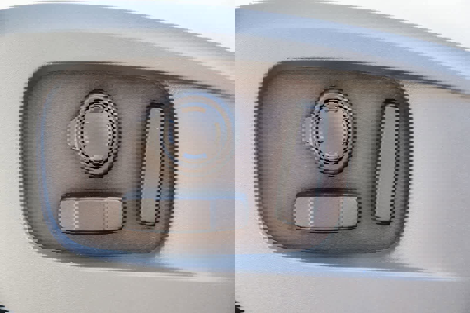 New 2026 Land Rover Defender 110 X-Dynamic SE image 22