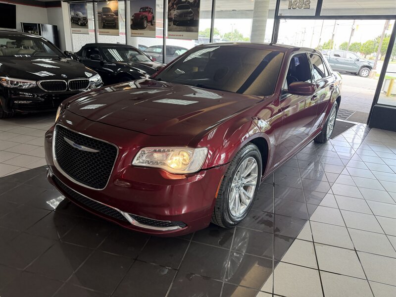 Used 2019 Chrysler 300 Touring L w/ Quick Order Package 22F RWD image 1
