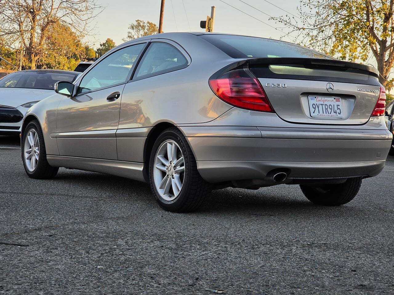 Used 2003 Mercedes-Benz C 230 Coupe image 12