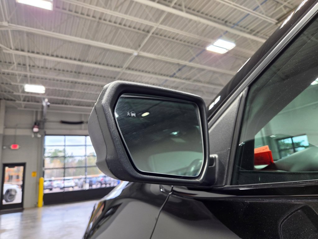 Used 2022 Chevrolet Equinox RS AWD/4WD image 17
