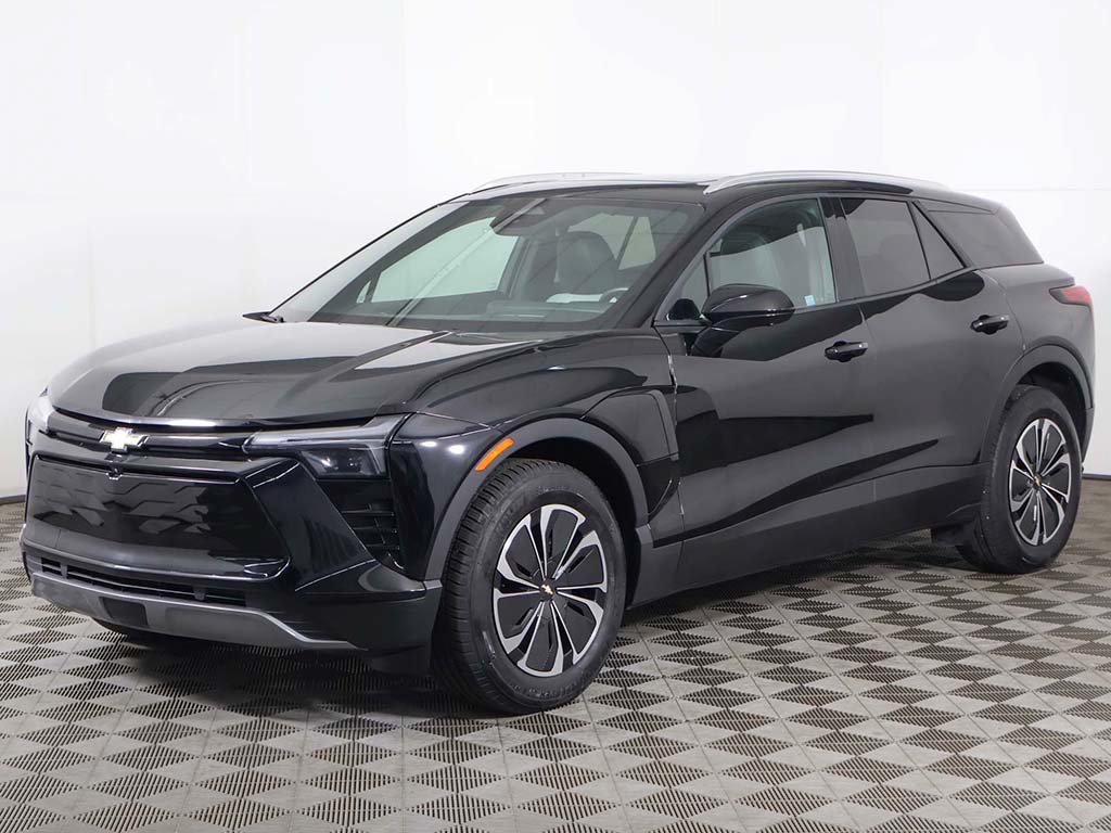 Used 2024 Chevrolet Blazer EV LT AWD/4WD image 10
