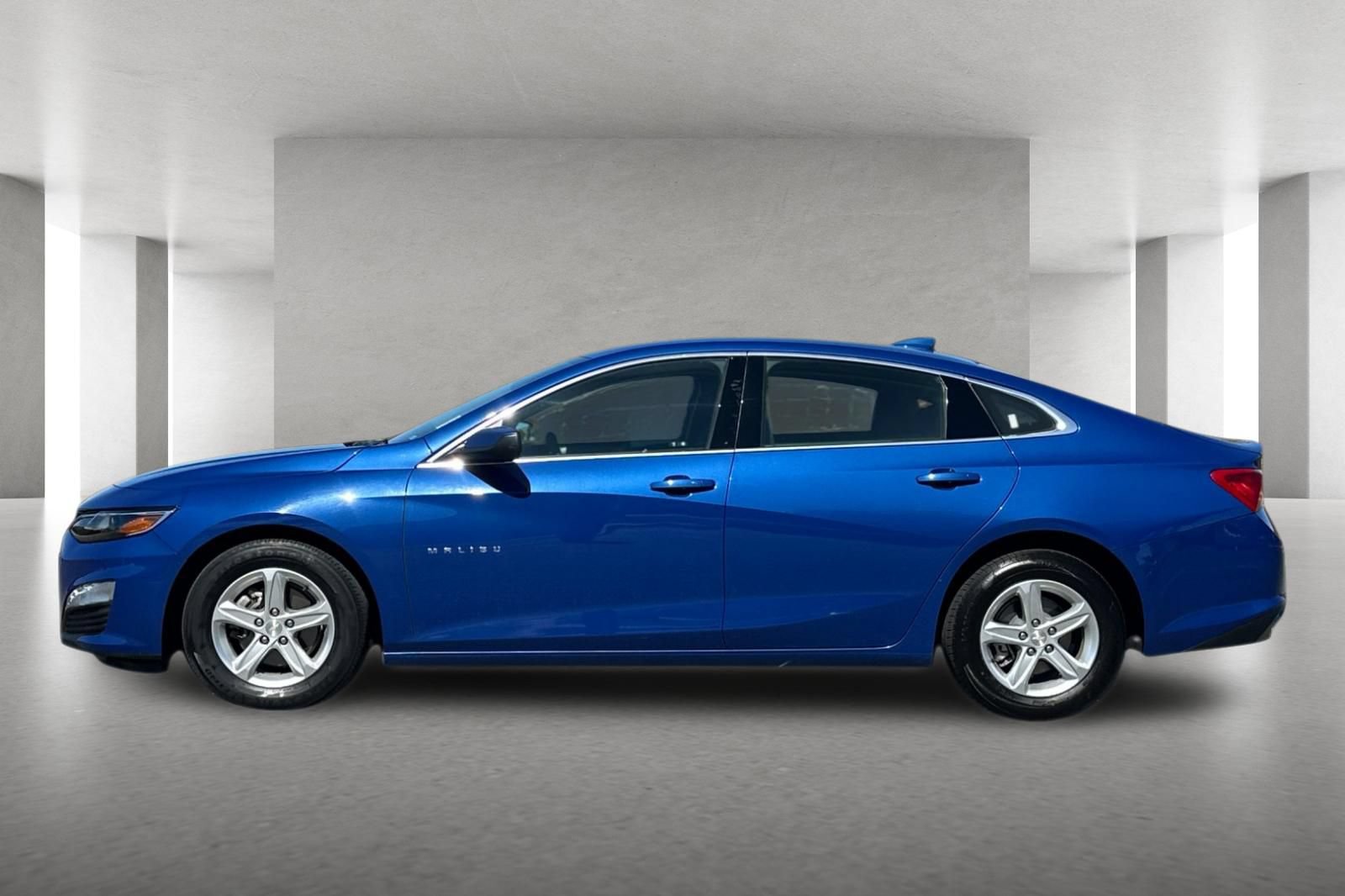 Used 2023 Chevrolet Malibu LT FWD image 7