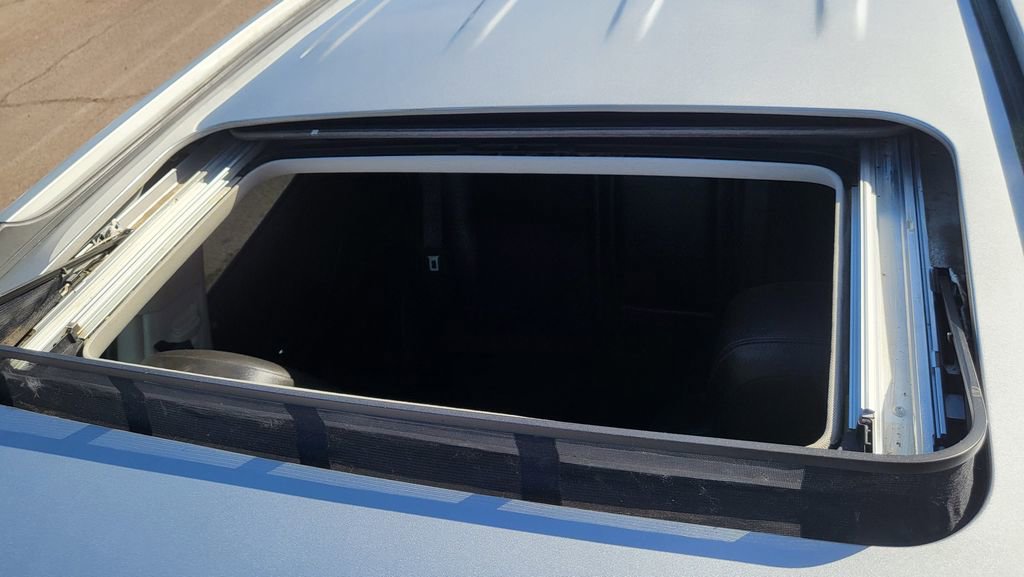 Used 2018 Buick Encore Preferred image 36