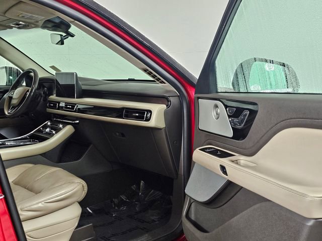 Used 2020 Lincoln Aviator Reserve w/ Equipment Group 201A image 12