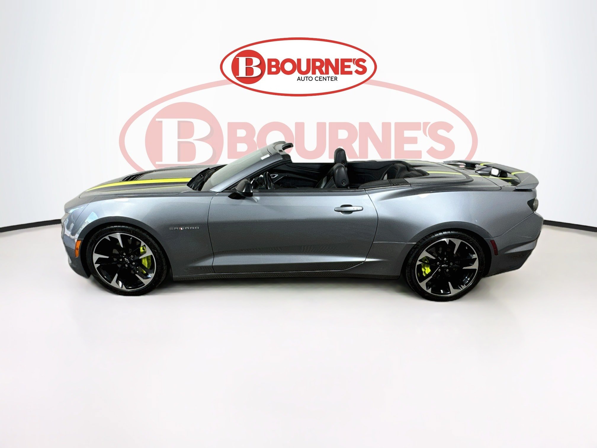 Used 2020 Chevrolet Camaro SS RWD image 8