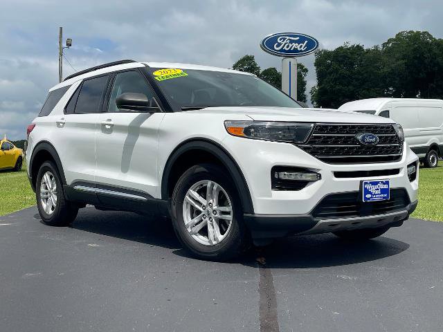Certified 2023 Ford Explorer XLT w/ Equipment Group 202A image 2