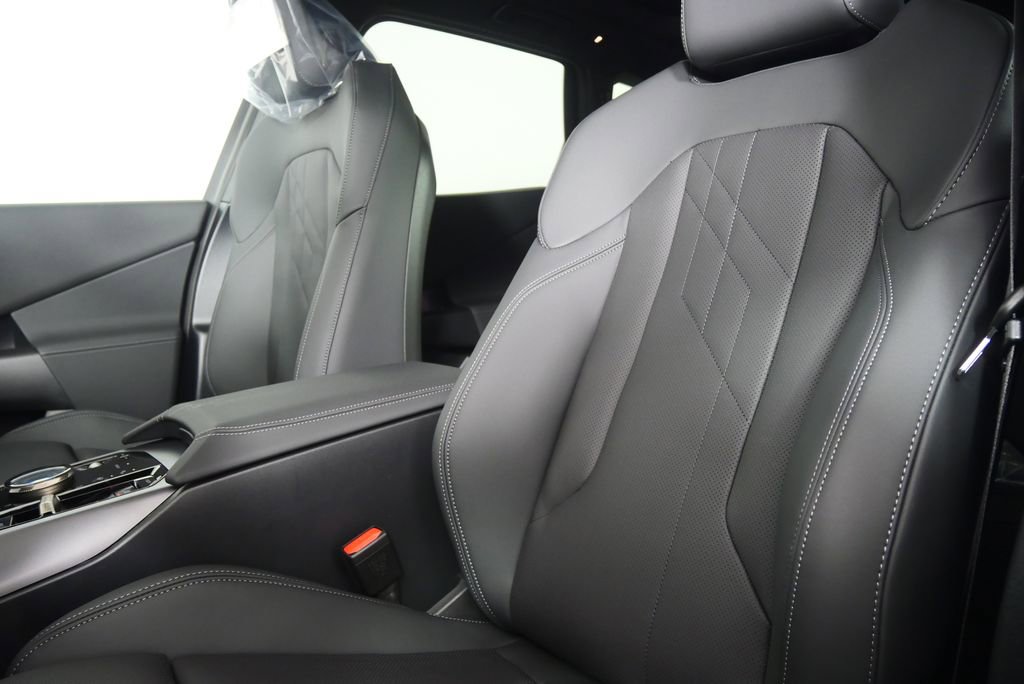 Certified 2025 BMW X3 xDrive30i image 11