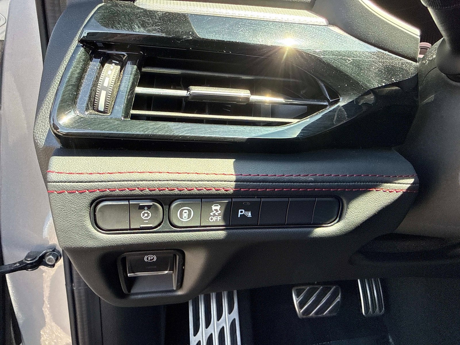 Used 2022 Acura MDX A-Spec AWD/4WD image 54