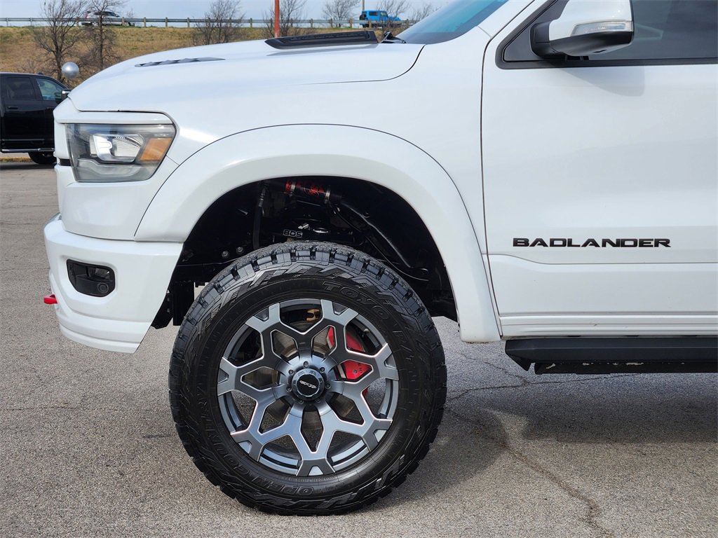Used 2022 RAM 1500 Laramie w/ Sport Appearance Package image 8