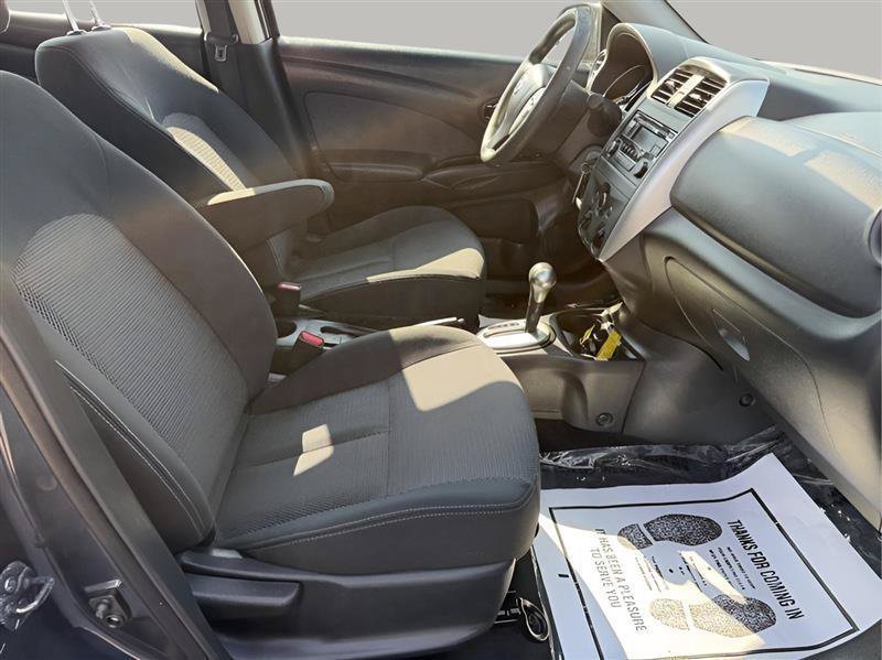 Used 2016 Nissan Versa SV w/ SV Appearance Package FWD image 24
