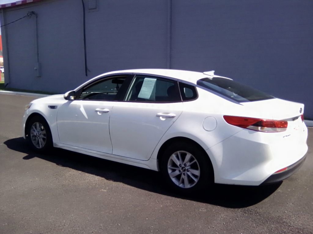 Used 2016 Kia Optima LX image 6