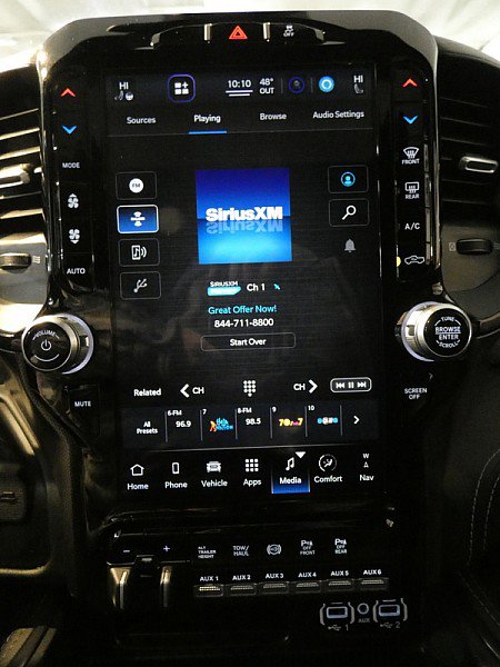 Used 2022 RAM 2500 Limited w/ Towing Technology Group image 13