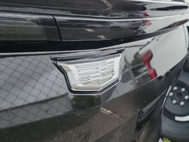 Certified 2024 Cadillac Lyriq Sport AWD/4WD image 8