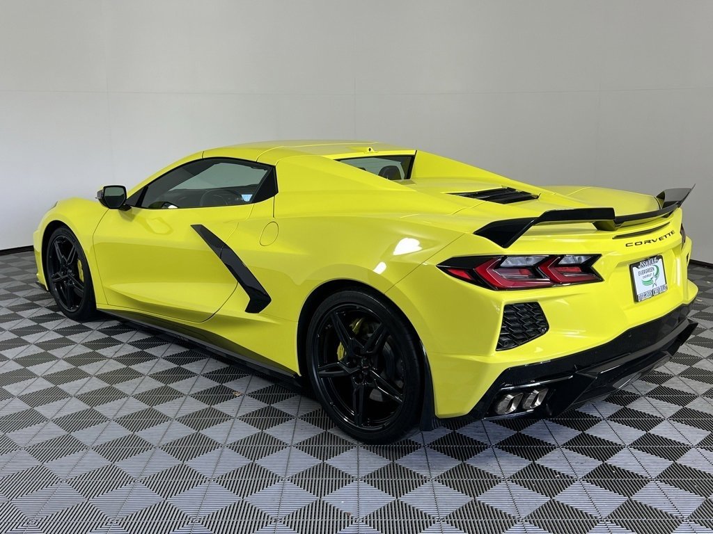 Used 2022 Chevrolet Corvette Stingray w/ Z51 Performance Package image 8