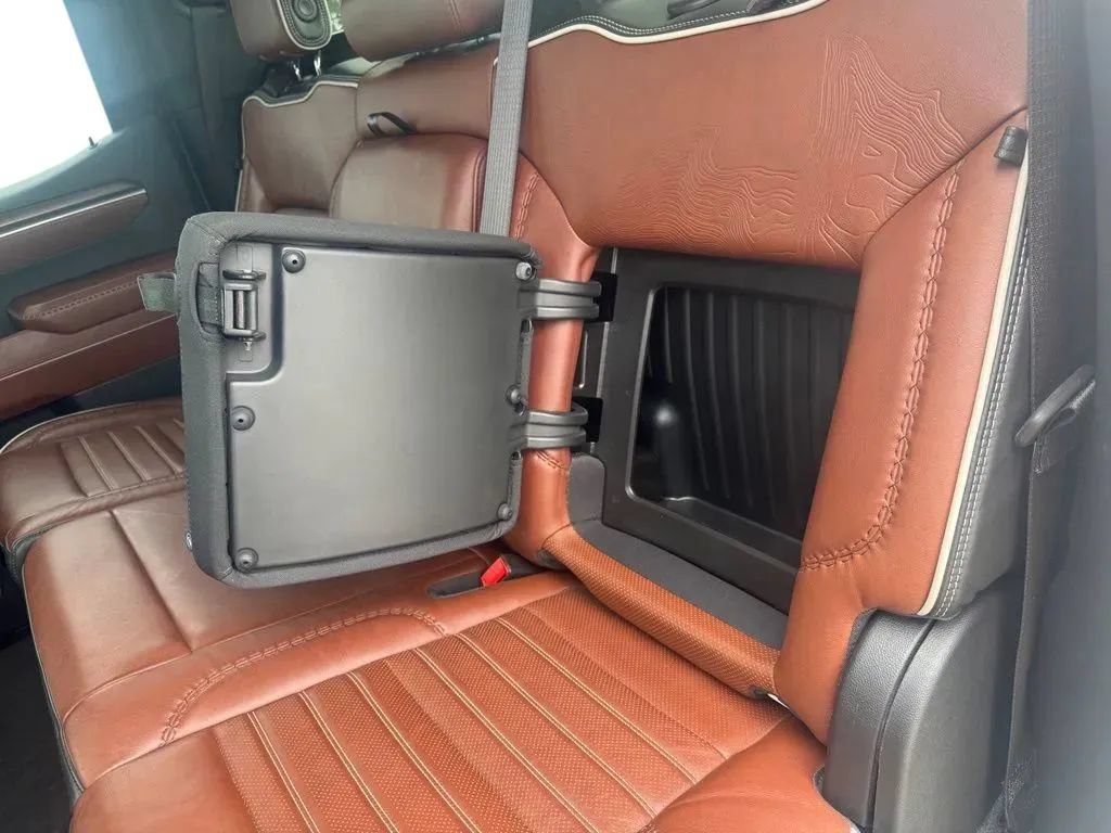 Used 2022 GMC Sierra 1500 Denali Ultimate AWD/4WD image 19