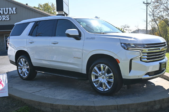 Used 2022 Chevrolet Tahoe High Country AWD/4WD image 3