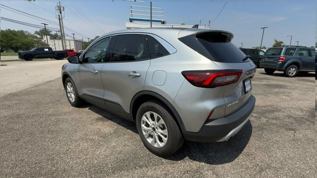 Used 2023 Ford Escape Active AWD/4WD image 6