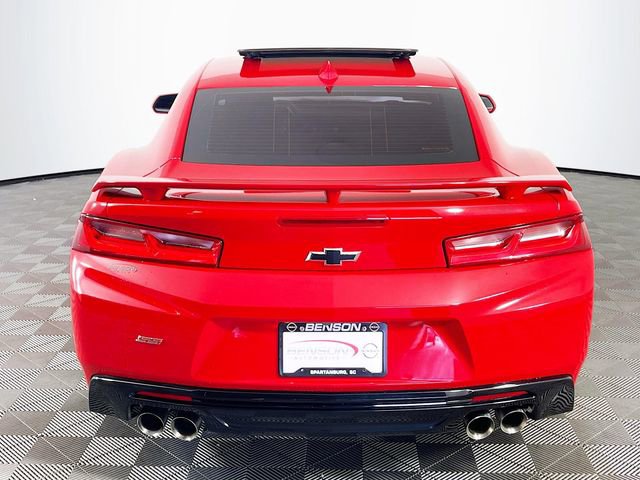 Used 2018 Chevrolet Camaro SS RWD image 7