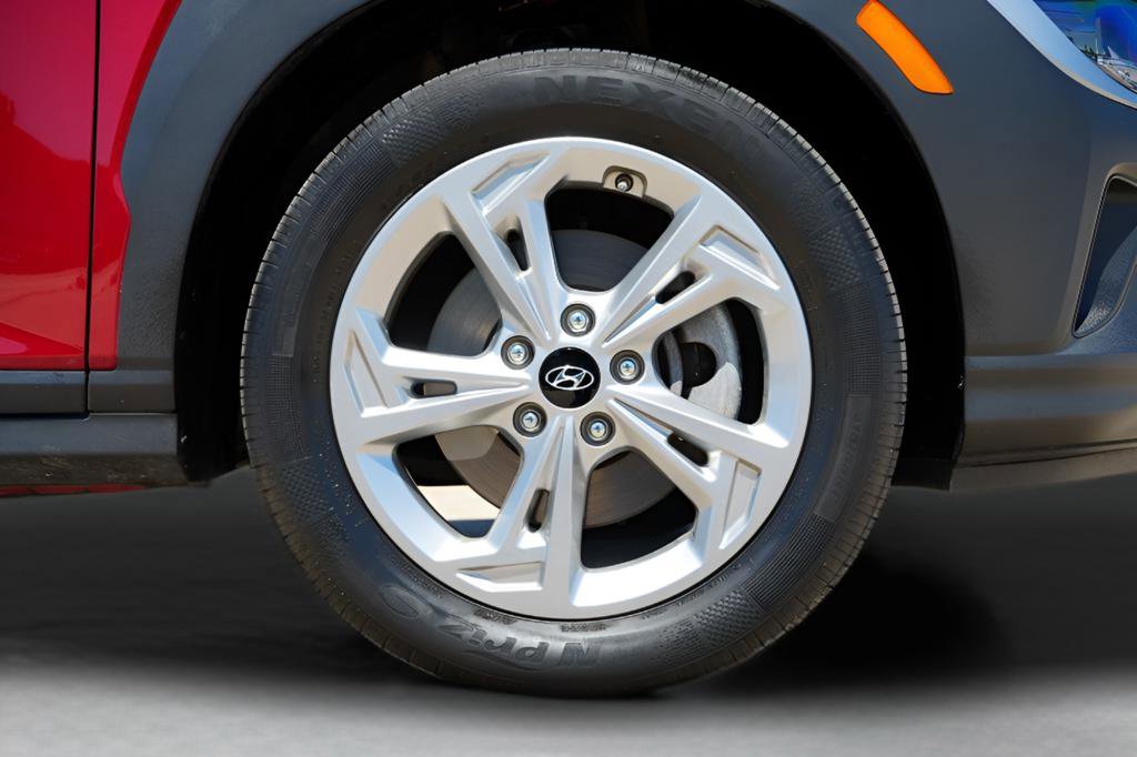 Certified 2023 Hyundai Kona SEL AWD/4WD image 9