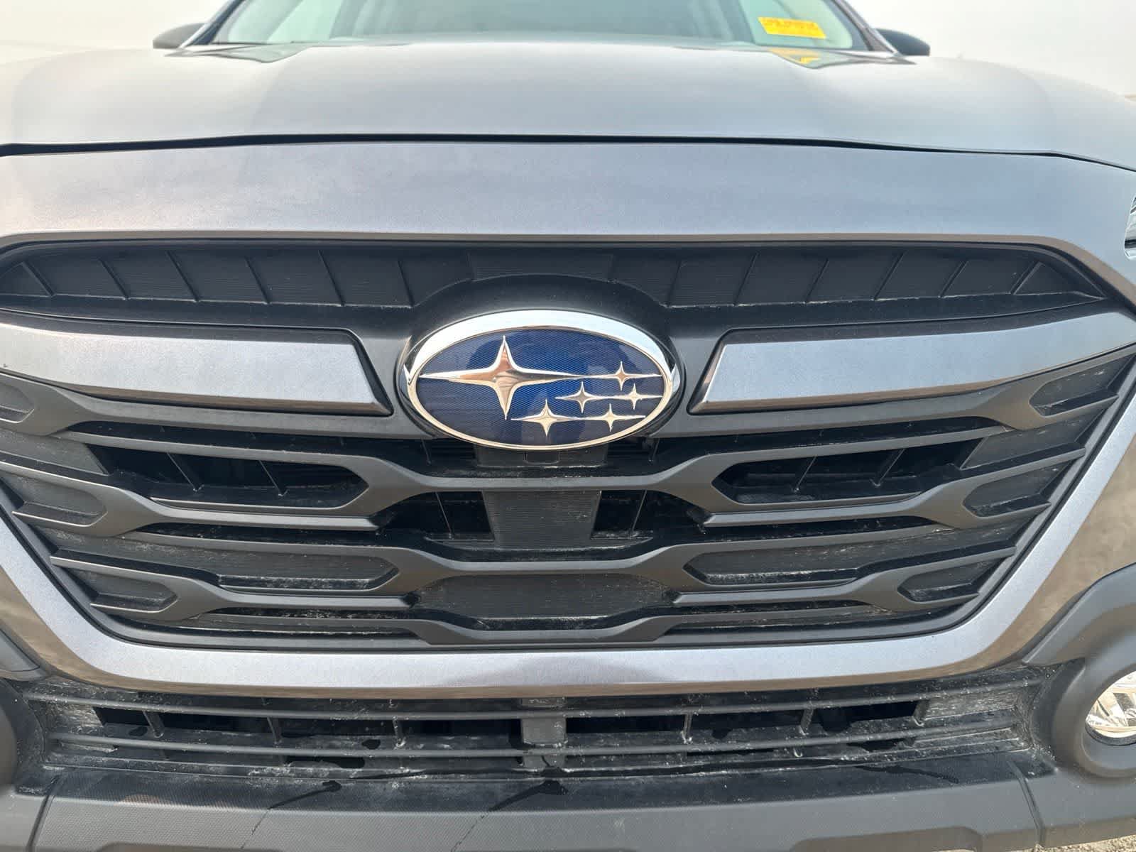Used 2025 Subaru Outback Premium AWD/4WD image 3