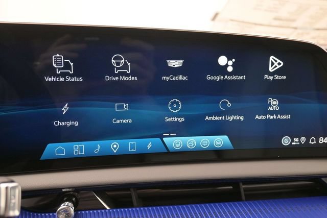 New 2026 Cadillac Optiq Sport 2 AWD/4WD image 33