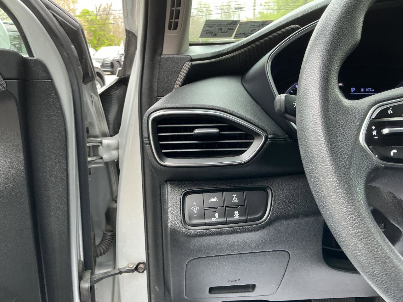 Used 2019 Hyundai Santa Fe SE AWD/4WD image 11