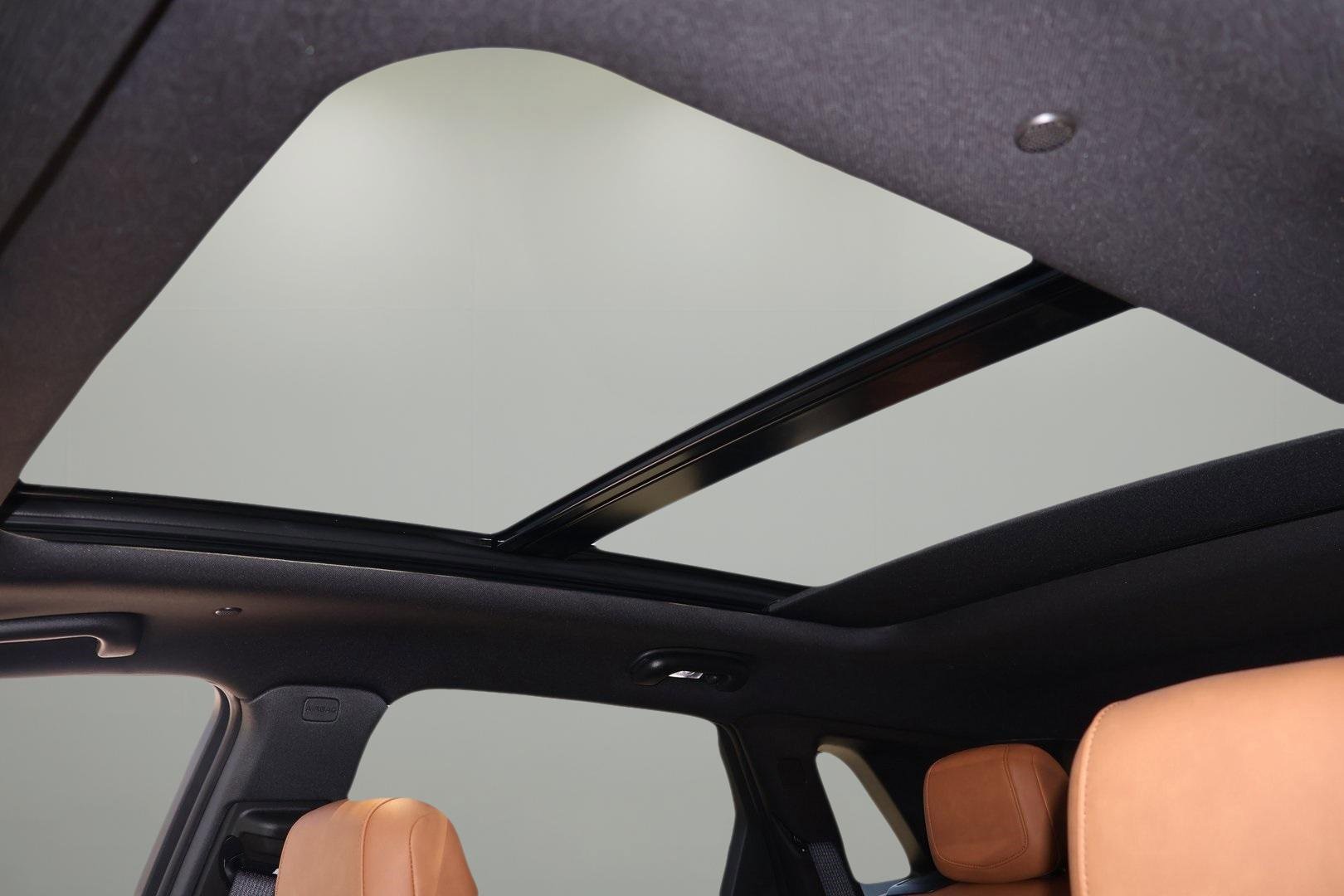 New 2025 Cadillac XT5 Premium Luxury w/ Technology Package image 28