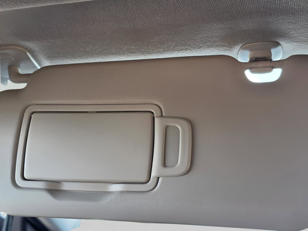 Used 2020 Nissan Sentra SR FWD image 16