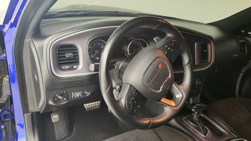 Used 2022 Dodge Charger R/T w/ Plus Group RWD image 14