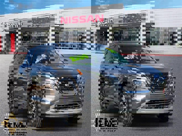 Used 2021 Nissan Rogue SV