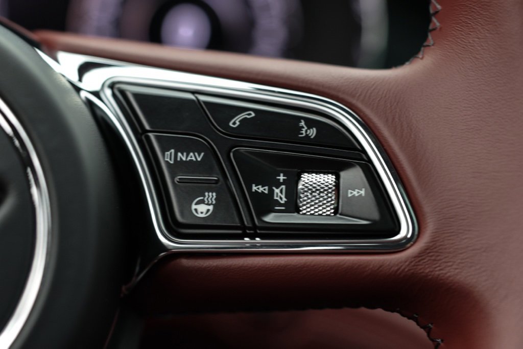 New 2024 Bentley Bentayga image 26