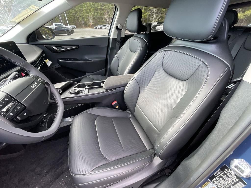 New 2025 Kia EV6 Wind image 10