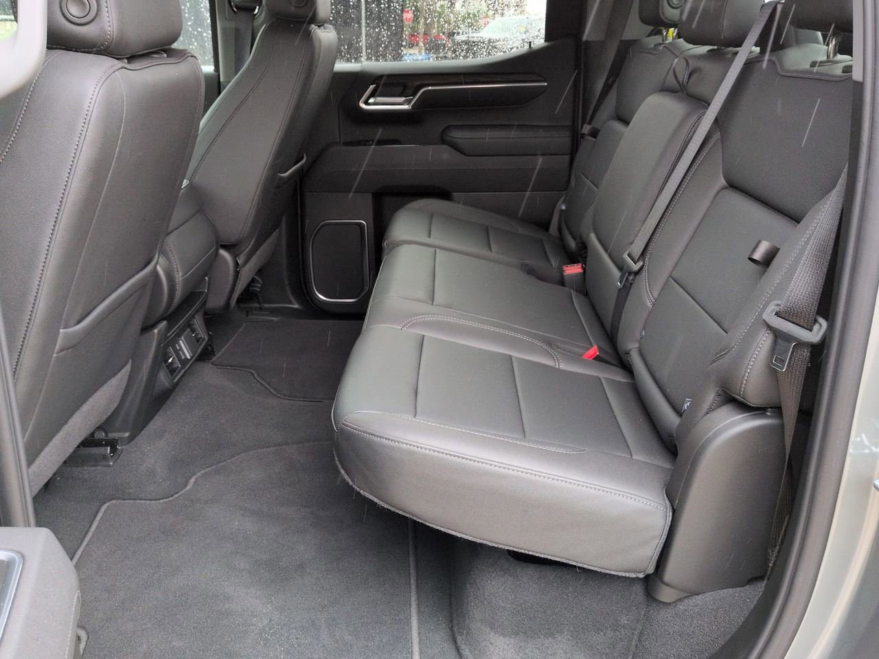 Certified 2026 GMC Sierra 1500 SLT image 22